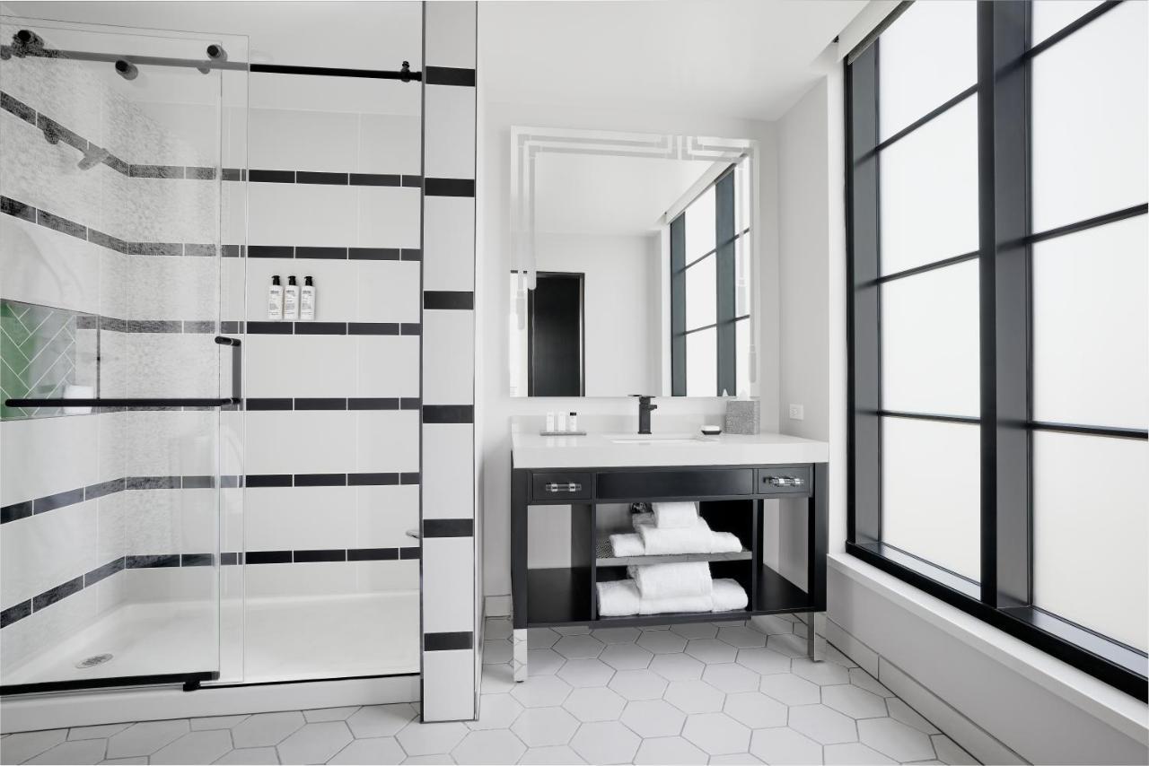 Hotel The Godfrey Detroit, Curio Collection By Hilton Extérieur photo
